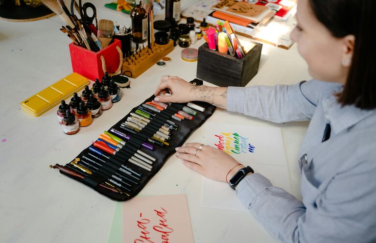 Simple Ways to Practice Creativity Every Day and Boost Your Imagination